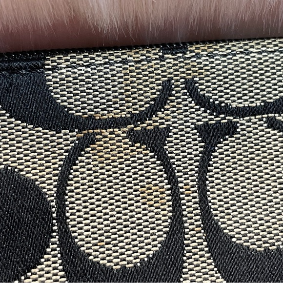 Wristlet - Picture 4 of 5